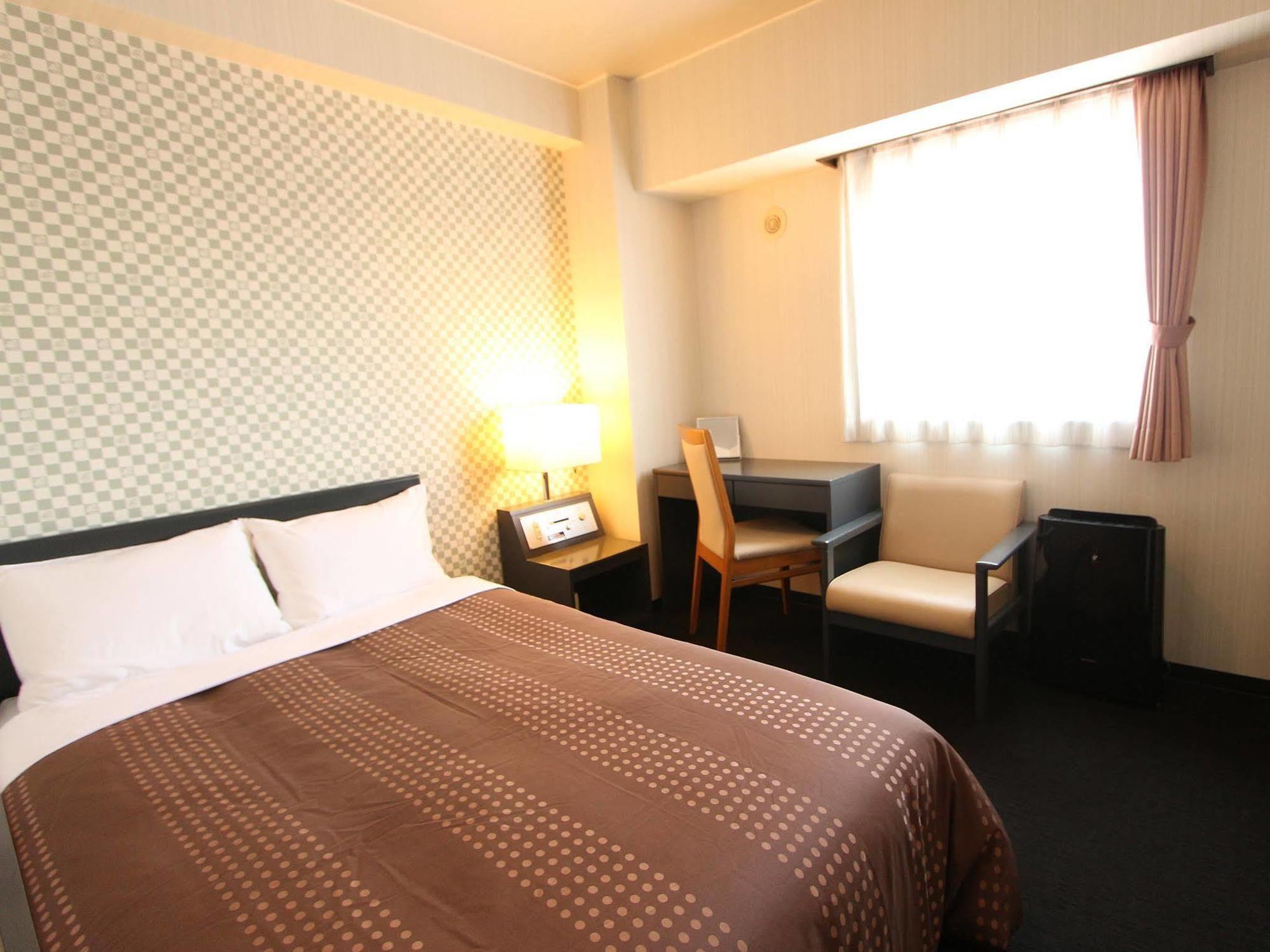 HOTEL LiVEMAX BUDGET Chitose Chitose  Eksteriør billede